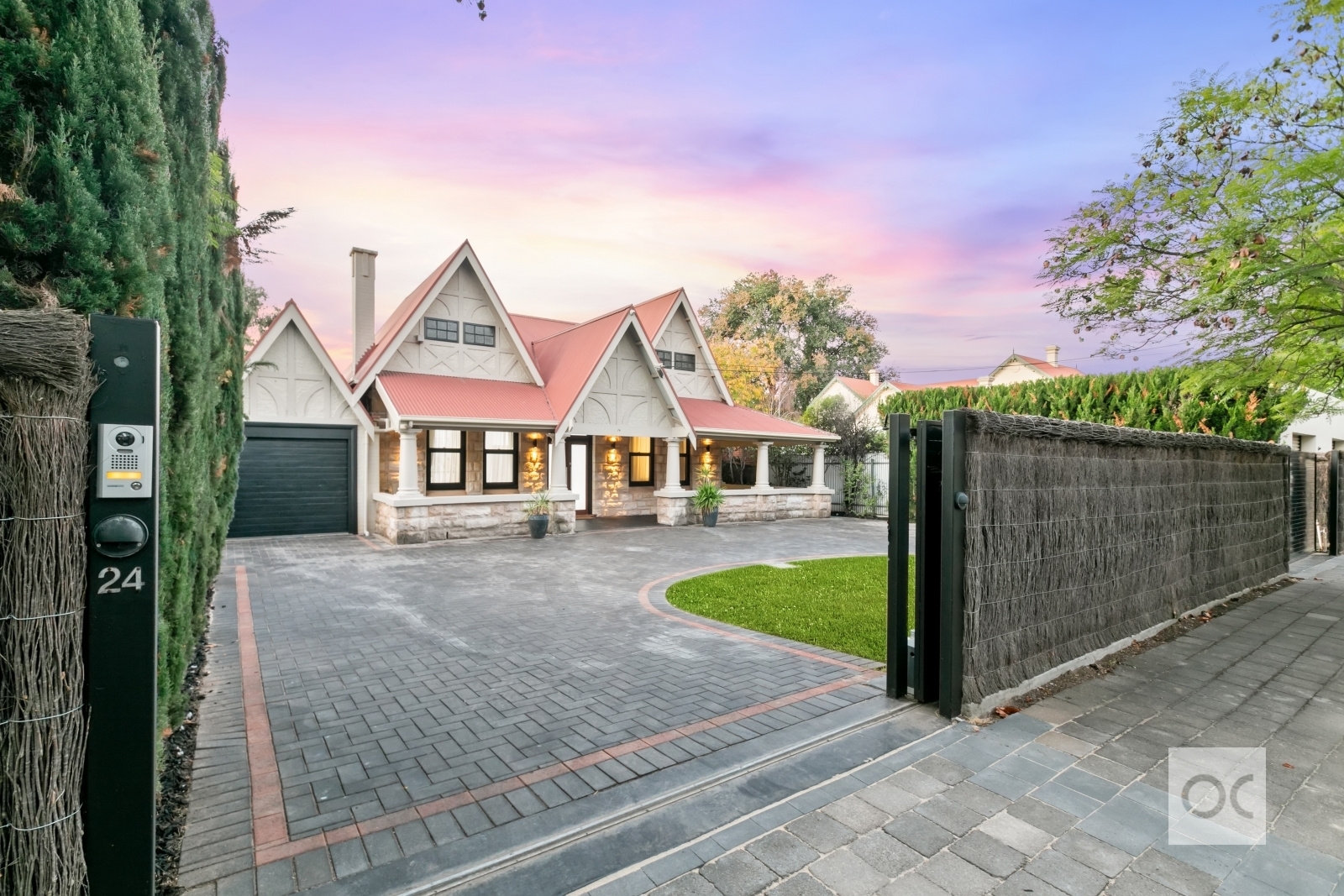 24 Hatherley Avenue