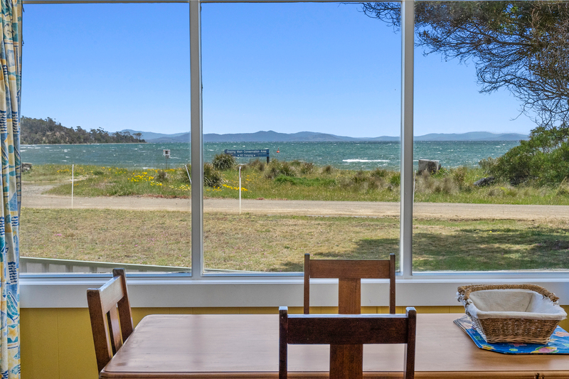 24 Sloping Main Drive, Sloping Main, TAS, 7186