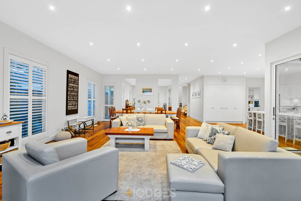 24 The Corso Parkdale