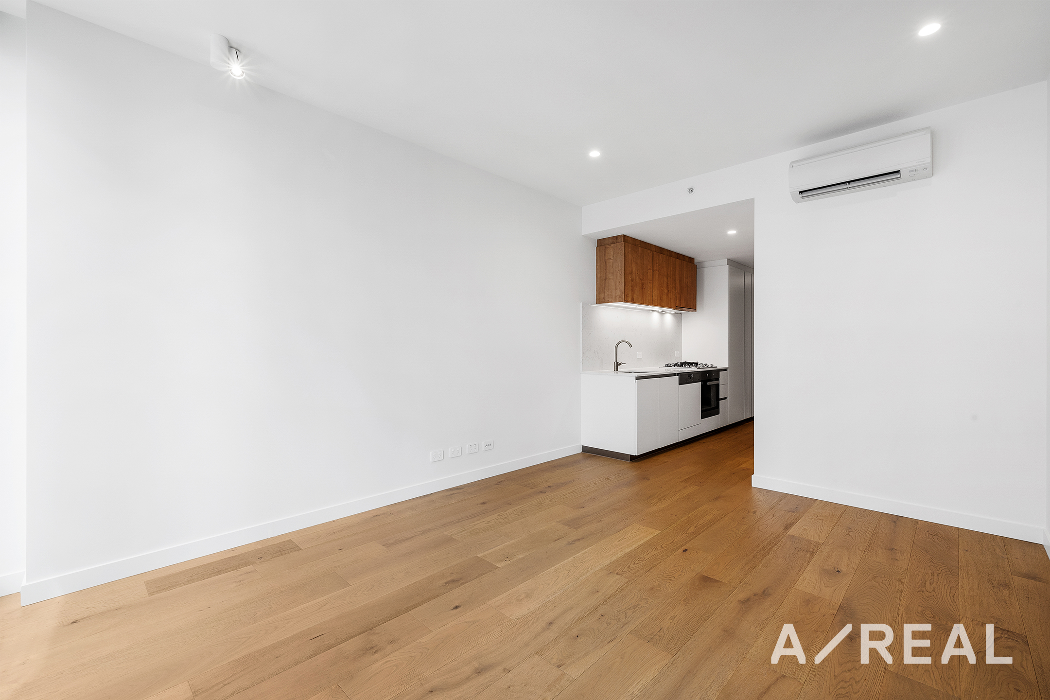2402/9-23 Mackenzie Street, Melbourne VIC 3000 