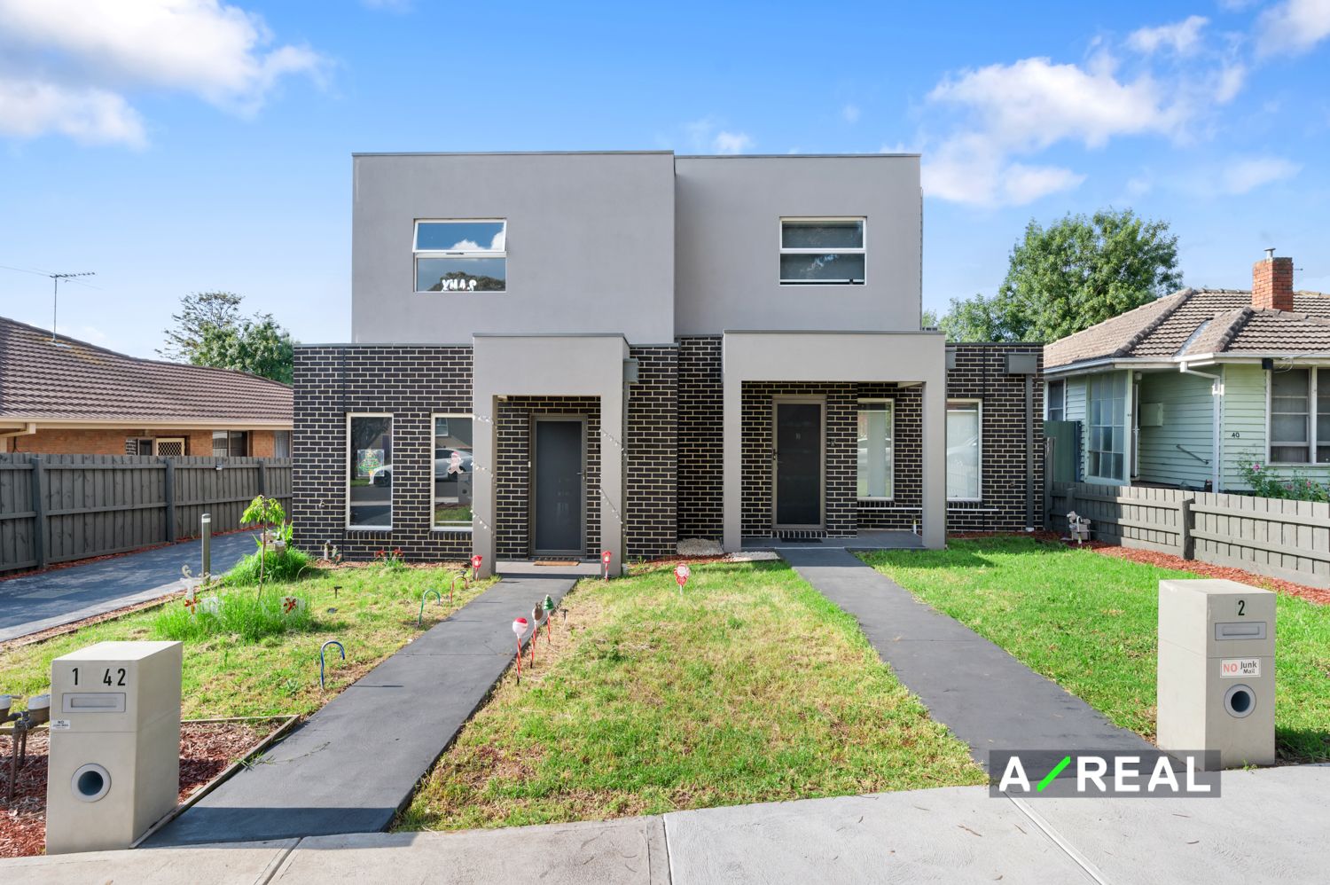 2/42 Carbeena Parade, Heidelberg West VIC 3081 