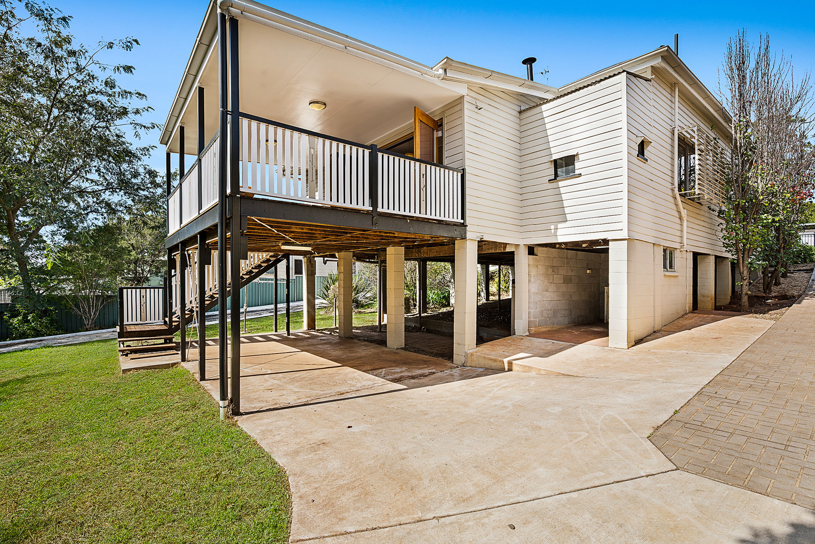 25 Christmas Street, North Toowoomba QLD 4350