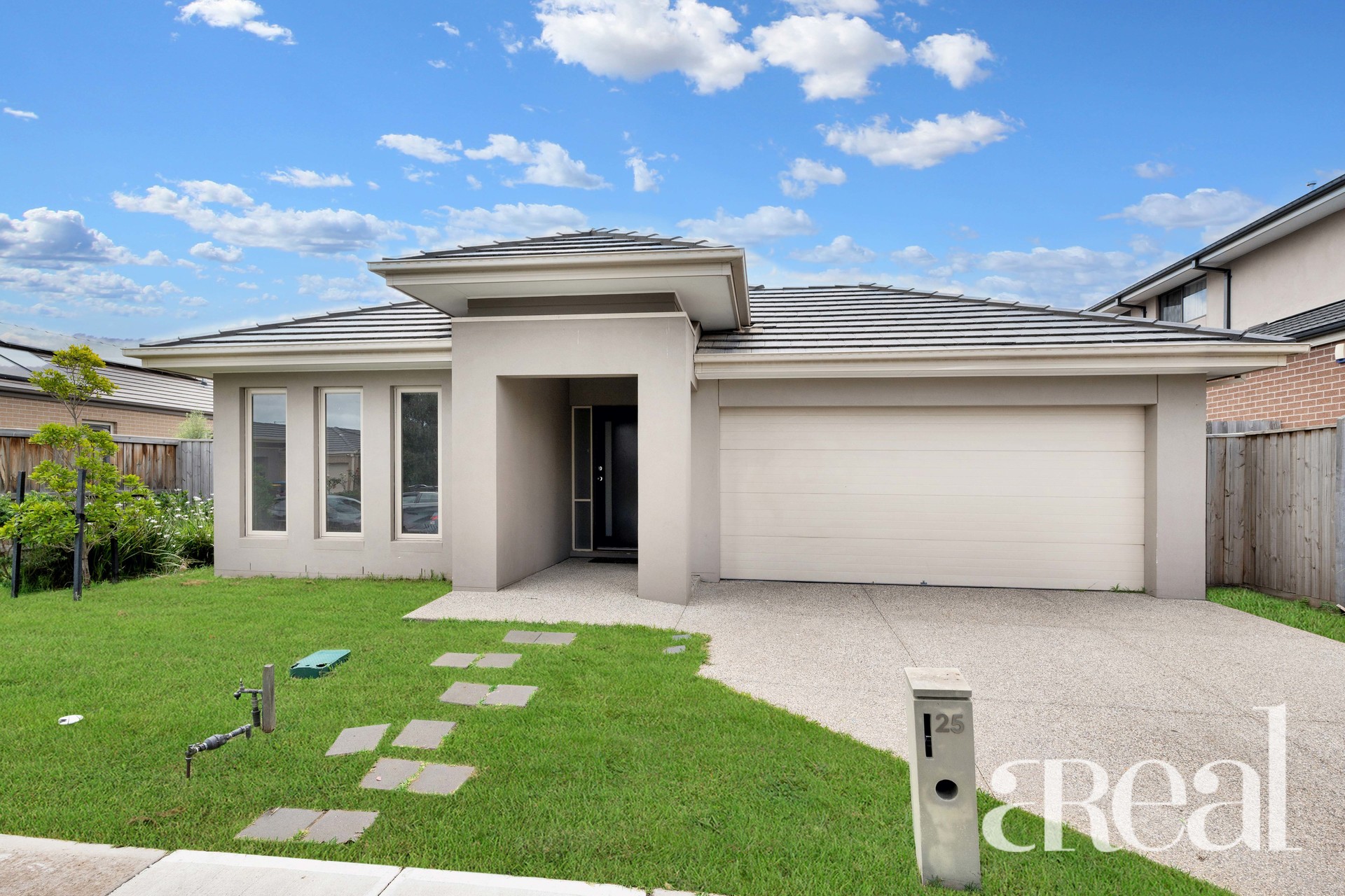 25 Coronat Drive, Williams Landing VIC 3027 
