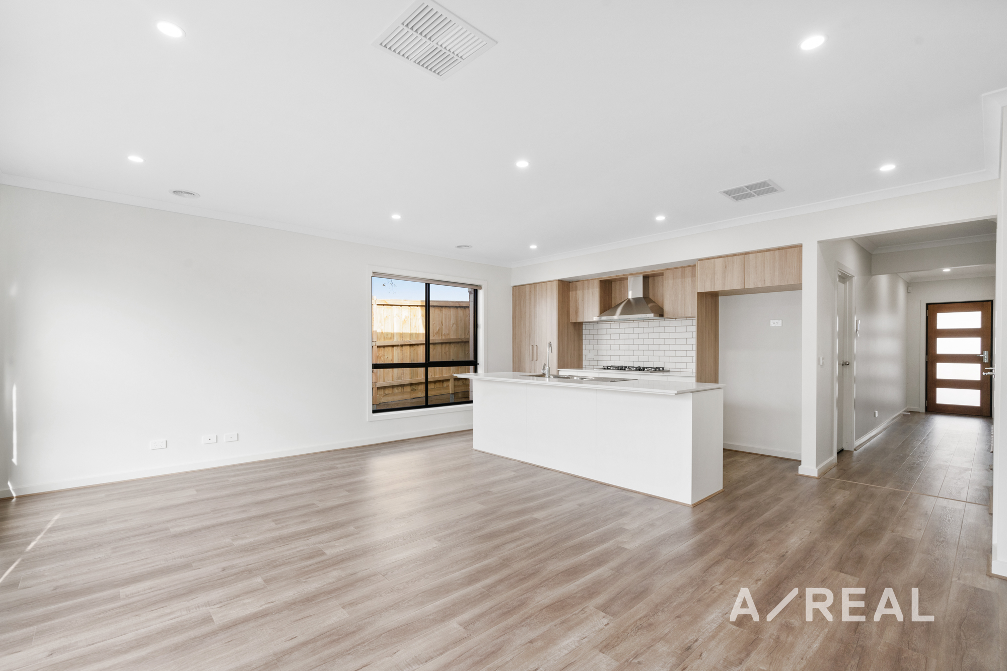 25 Diddley Close, Cranbourne East VIC 3977 