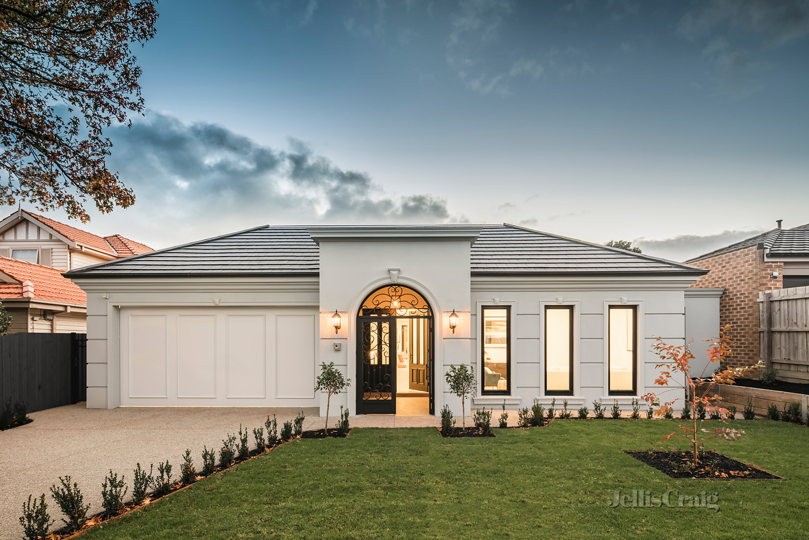 25 Donald Street, Mount Waverley
- Print Image 1