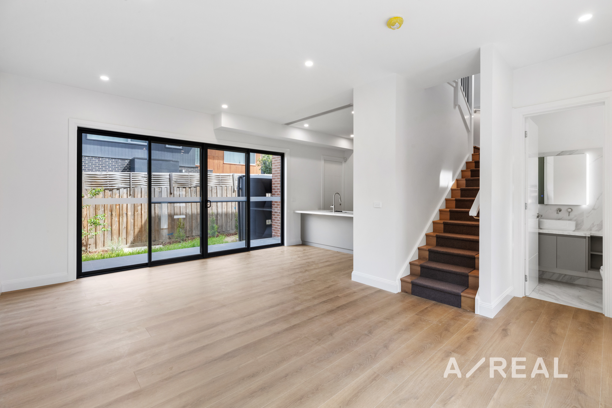 2/5 Morinda Crescent, Doncaster East VIC 3109 