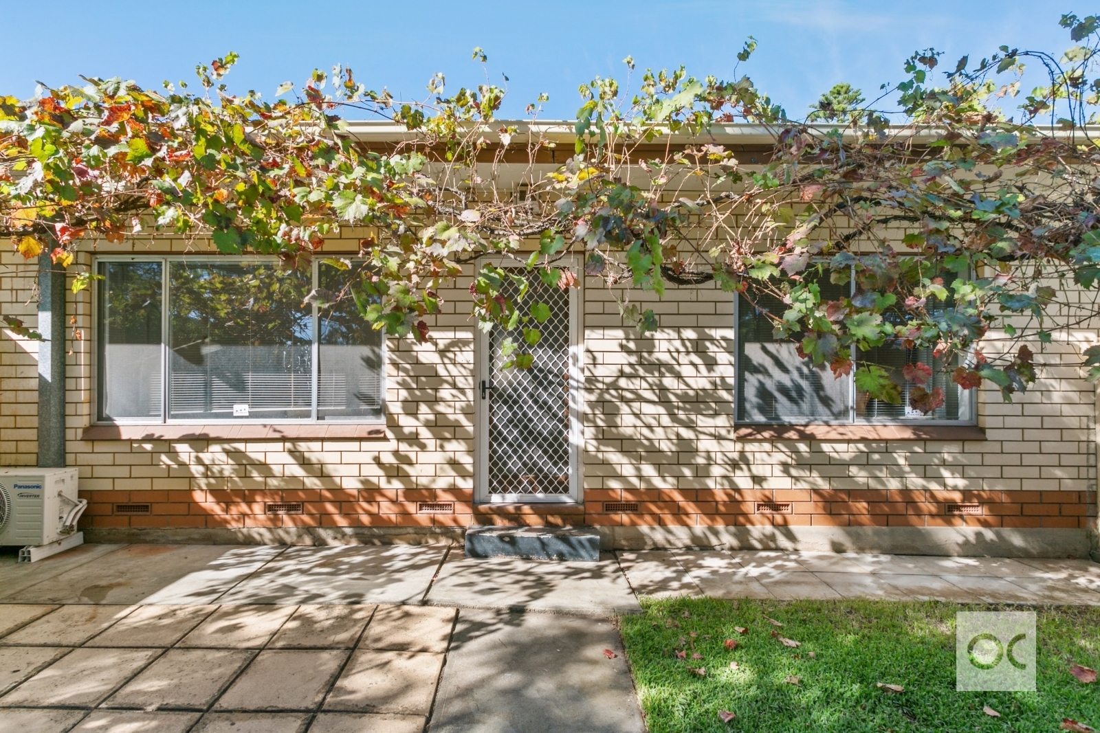 2/50 L'estrange Street
