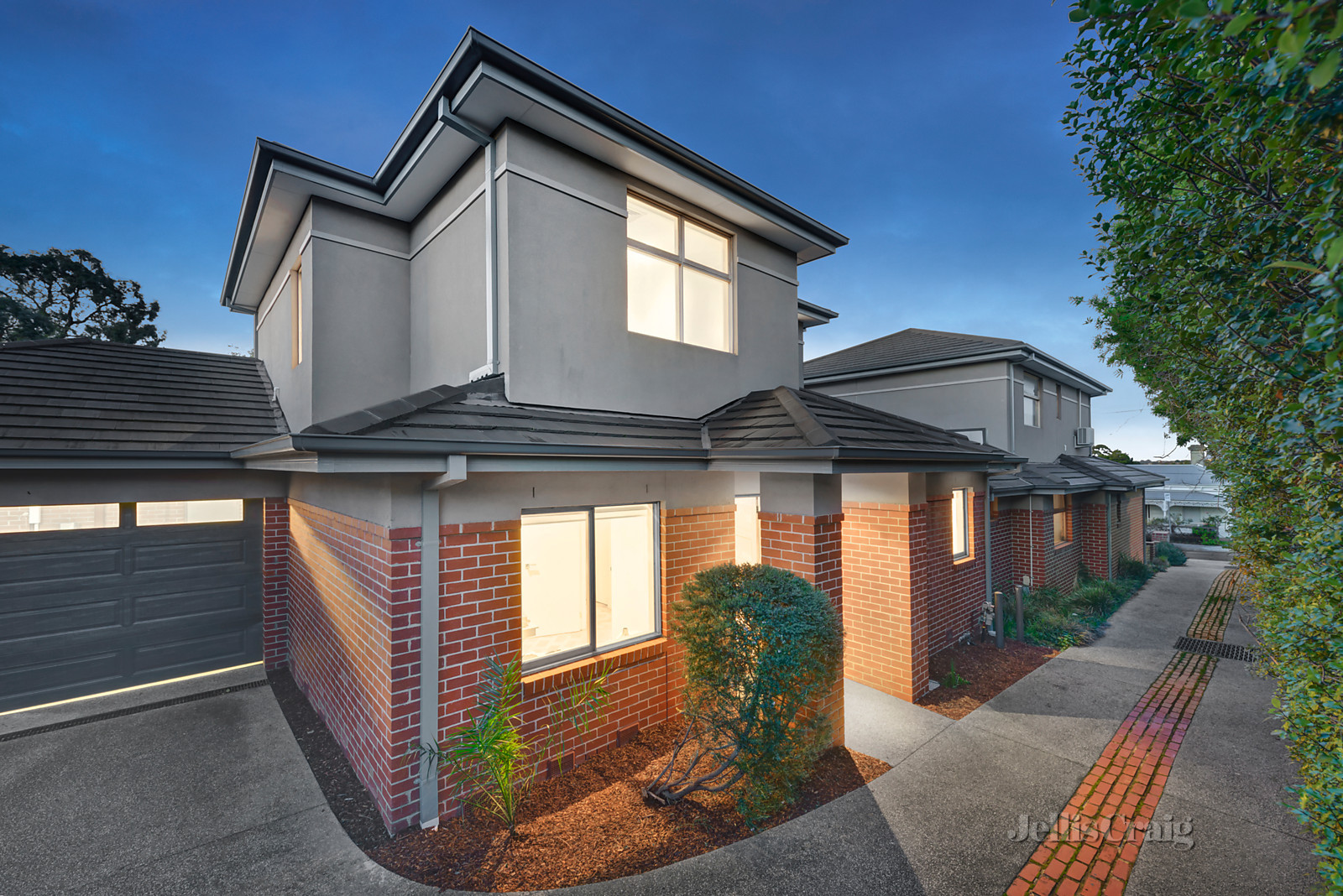 2/51 Cobden Street, Kew
- Print Image 1