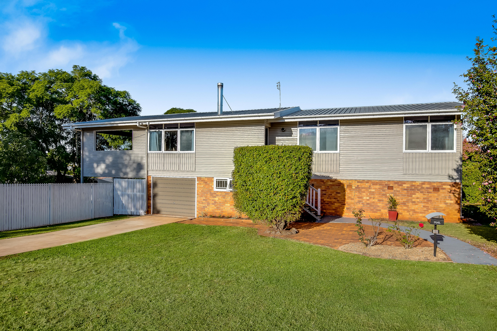 26 Catto Street, Centenary Heights QLD 4350