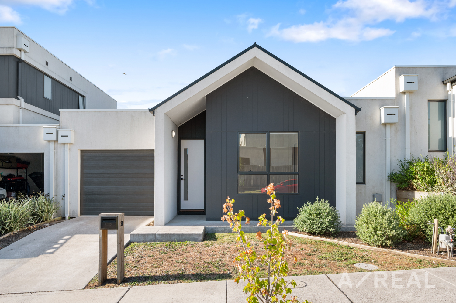 26 Riana Loop, Eumemmerring VIC 3177 