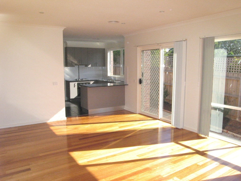 2/7 Anne Street, Blackburn VIC 3130 