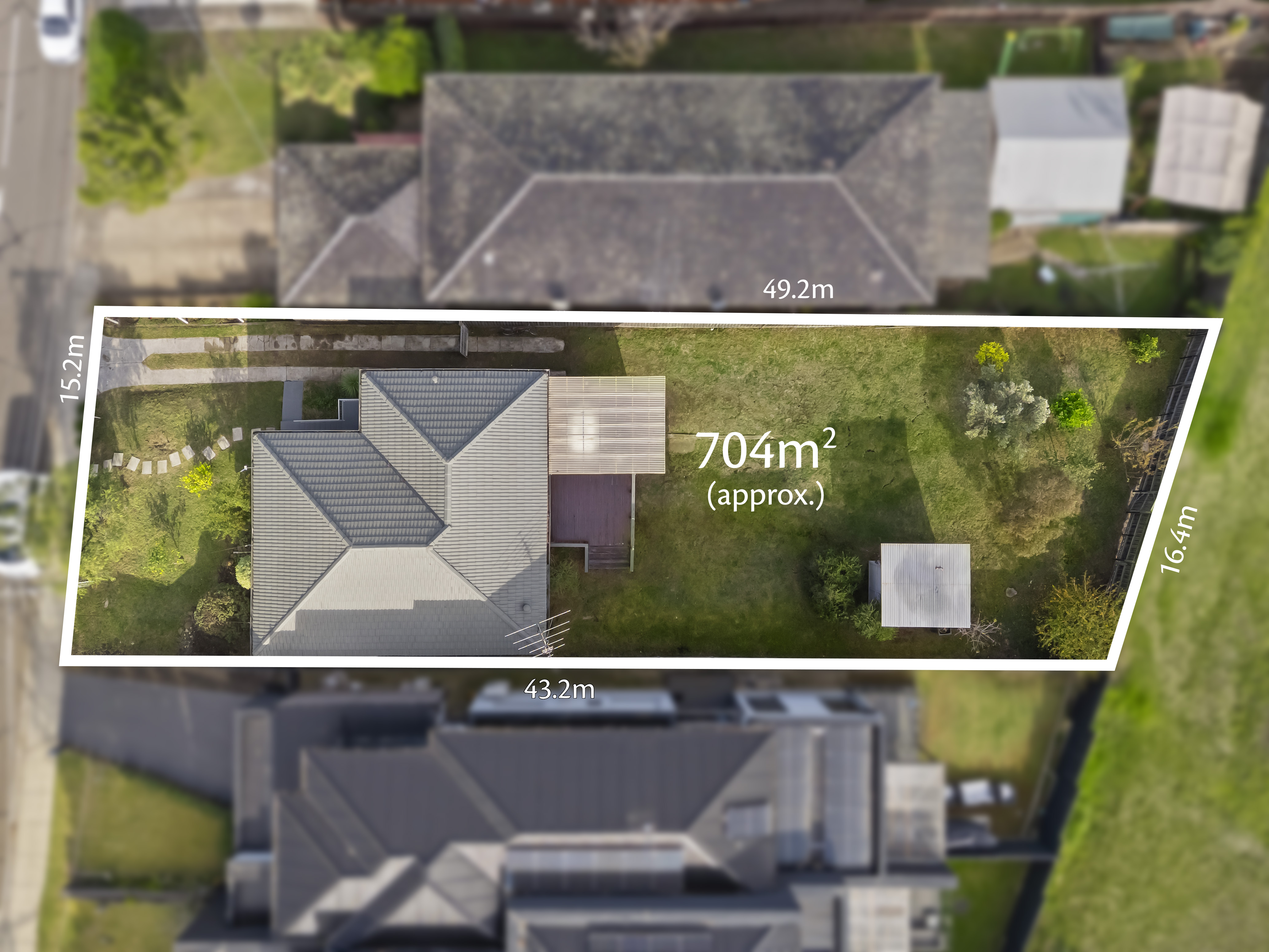 https://images.listonce.com.au/listings/27-brentwood-drive-avondale-heights-vic-3034/087/01736087_floorplan_01.gif?I-_GxQAcPfg