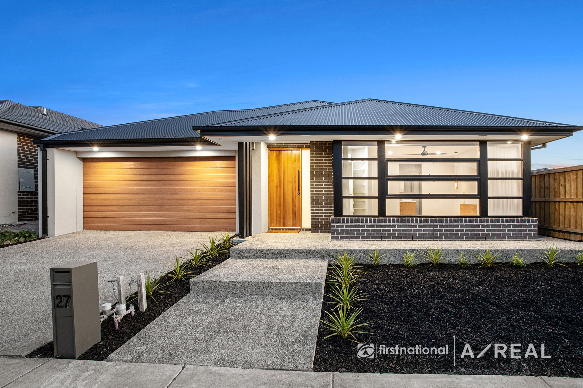27 Carmichael Drive, Wollert VIC 3750 