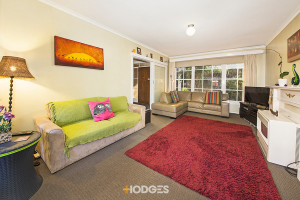 2/7 Hornby Street Brighton East