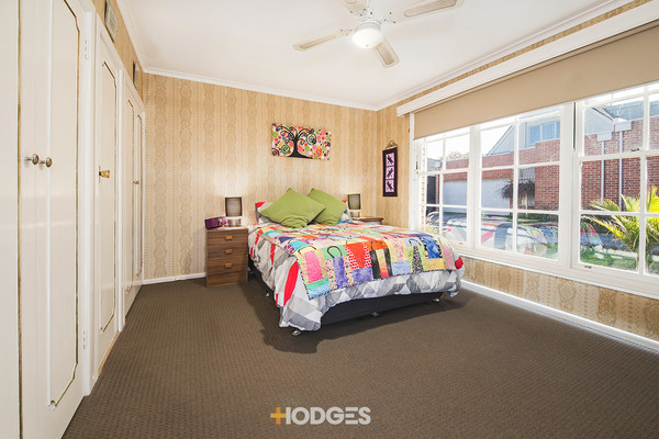 2/7 Hornby Street Brighton East