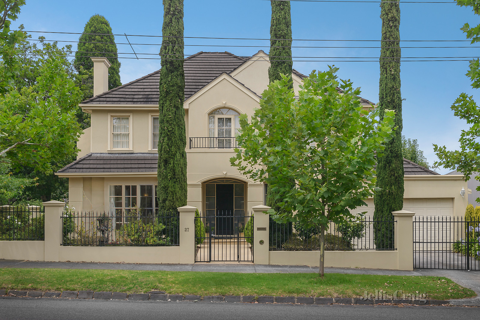 27 Molesworth Street, Kew
- Print Image 1