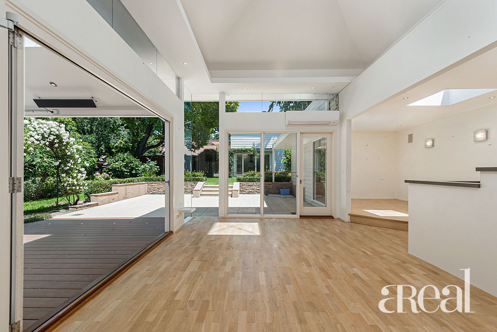 27 Seymour Grove, Camberwell VIC 3124 