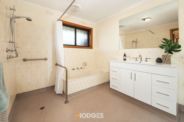 27A Service Street Hampton