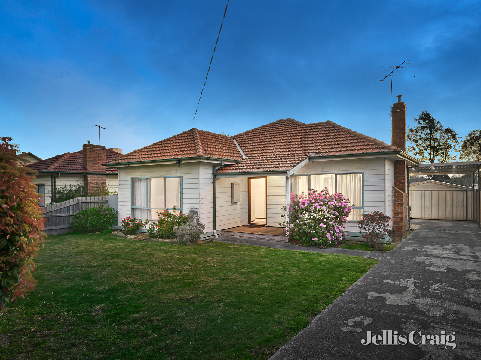 28 Maidstone Street, Ringwood
- Print Image 1