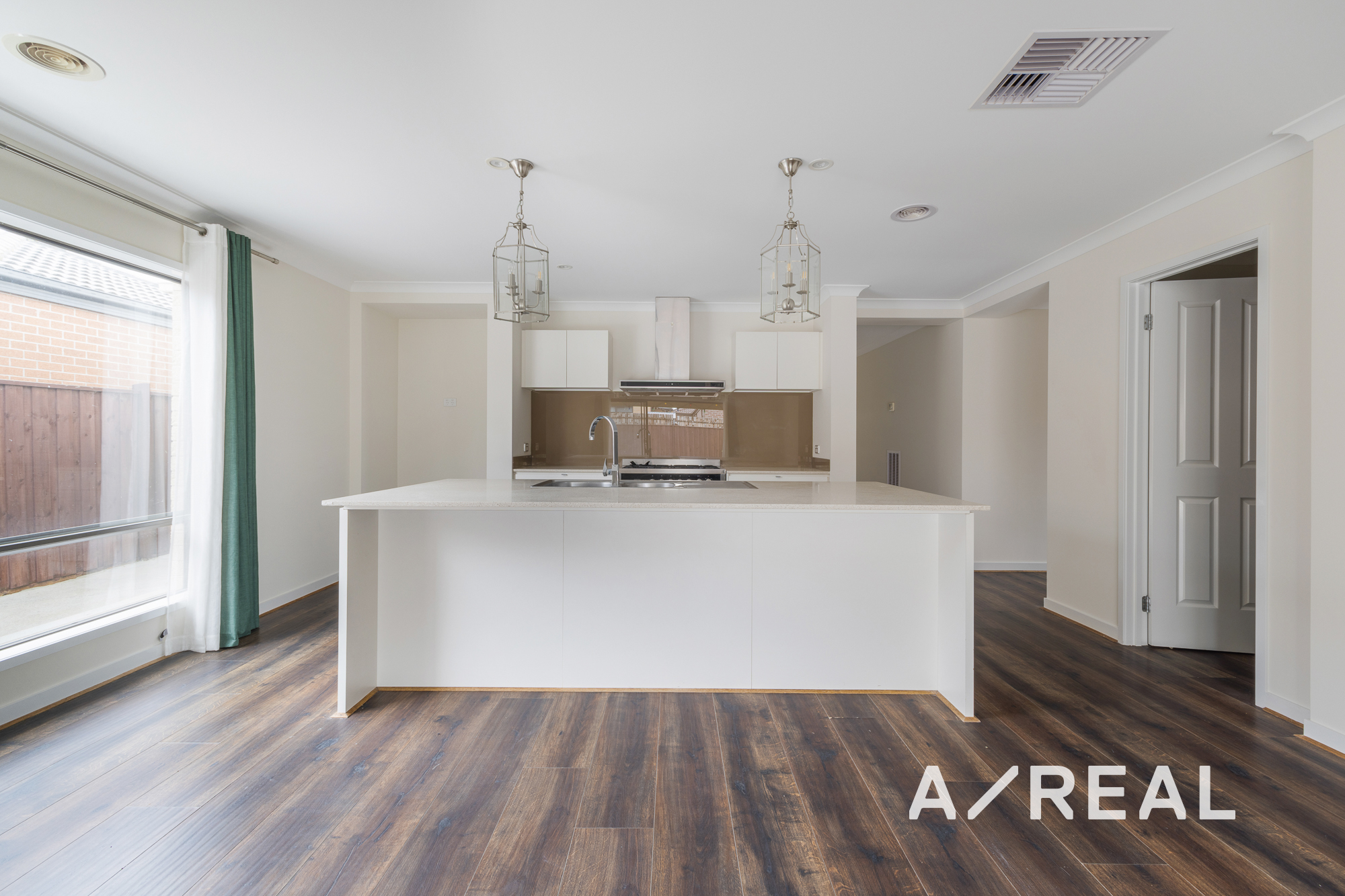 28 Oleander Parade, Mickleham VIC 3064 