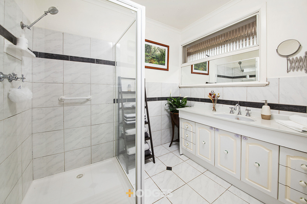 2/8 Woods Avenue Mordialloc