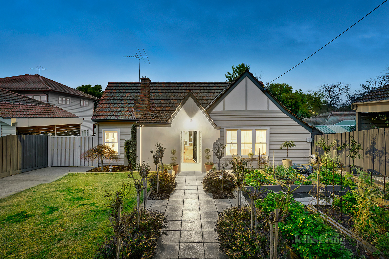 2A Acacia Street, Camberwell
- Print Image 1