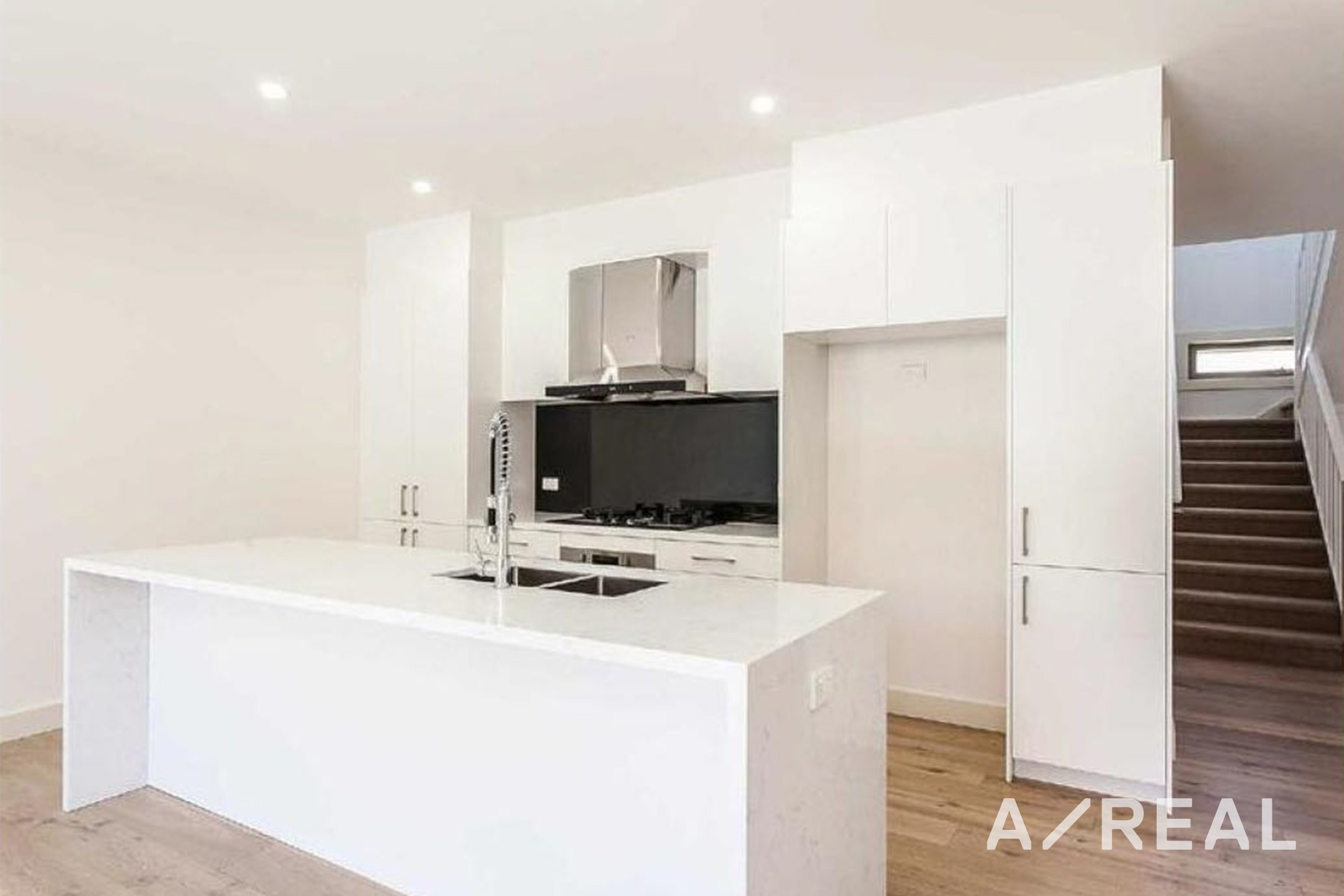 2A Jocelyn Court, Doncaster East VIC 3109 