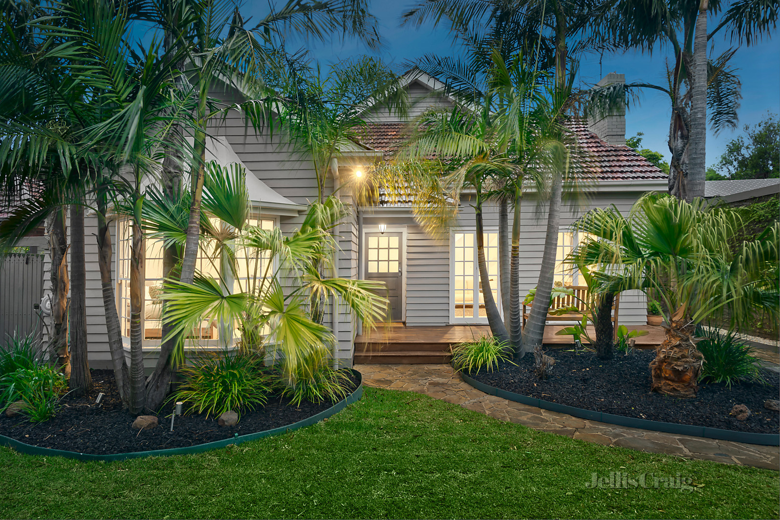 2A Vunabere Avenue, Bentleigh
- Print Image 1