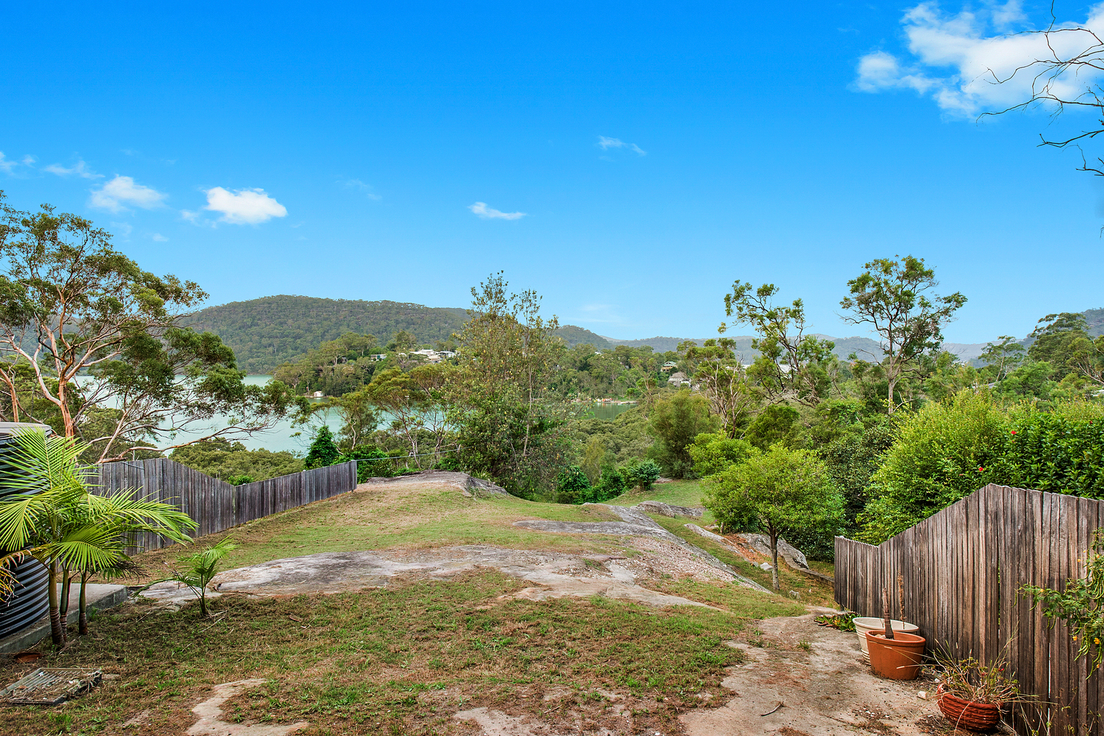 34 Pacific Highway, Mooney Mooney NSW 2083