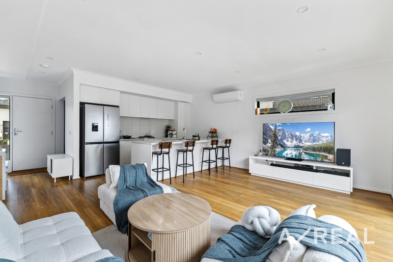 3 Oasis Place, Clyde North VIC 3978