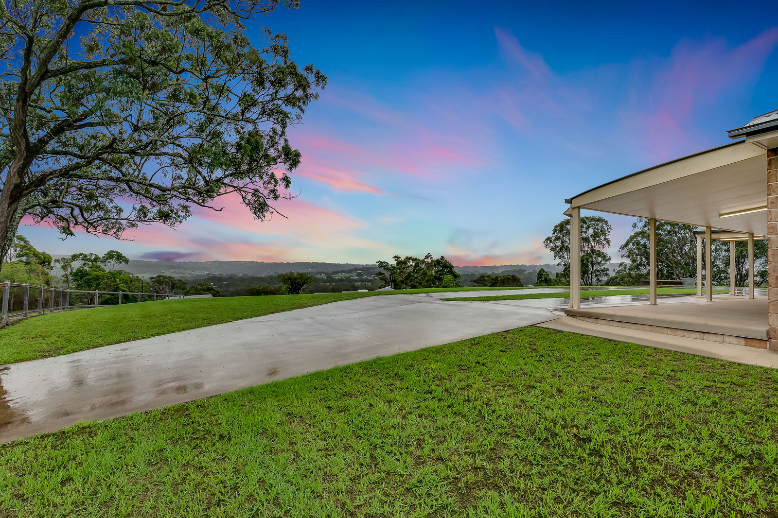 3 Panoramic Drive, Preston QLD 4352