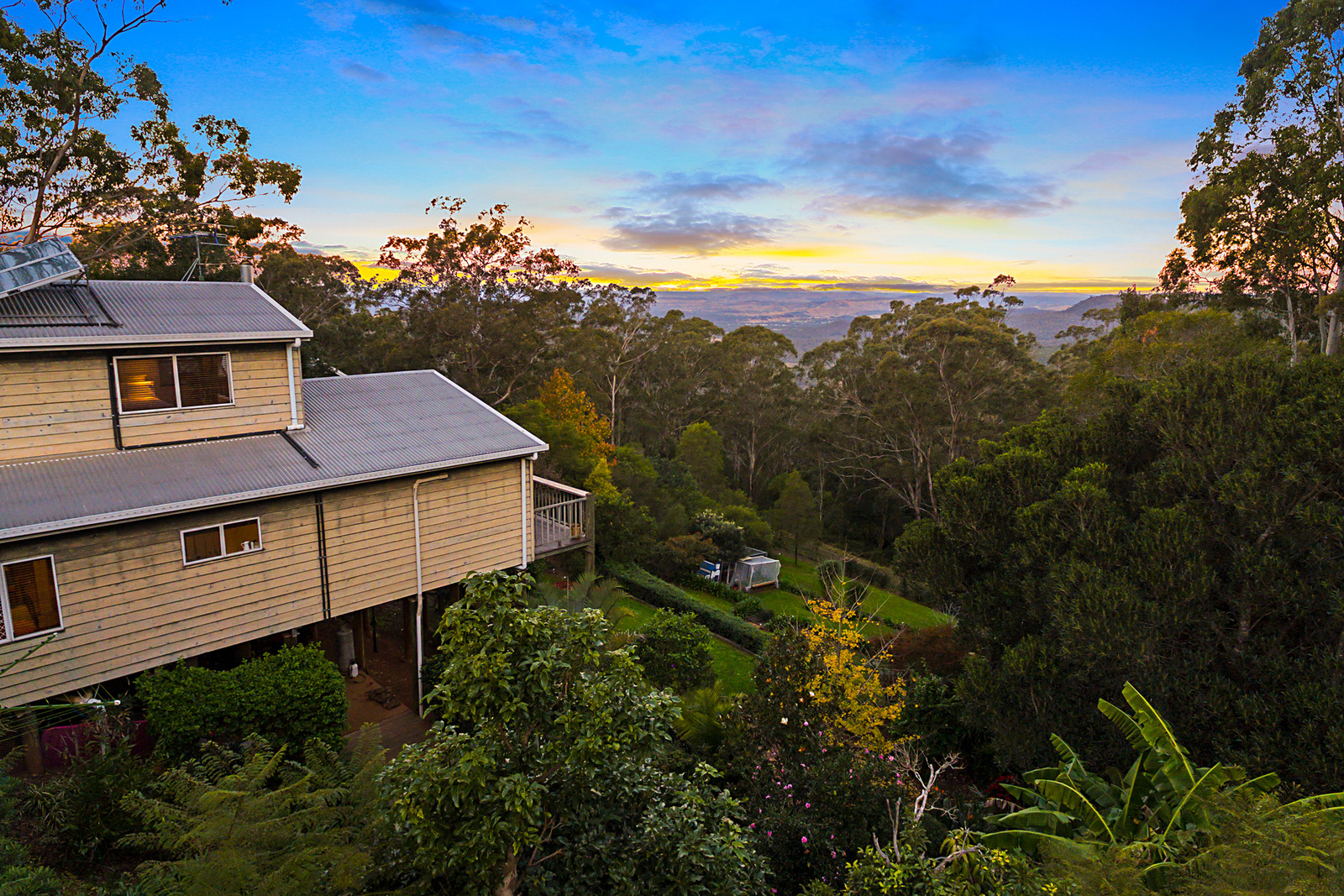 3 Rangeview Road, Blue Mountain Heights QLD 4350