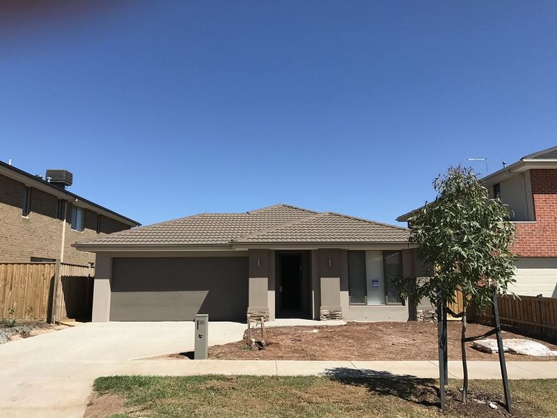 30 Dempsey Avenue, Truganina VIC 3029 