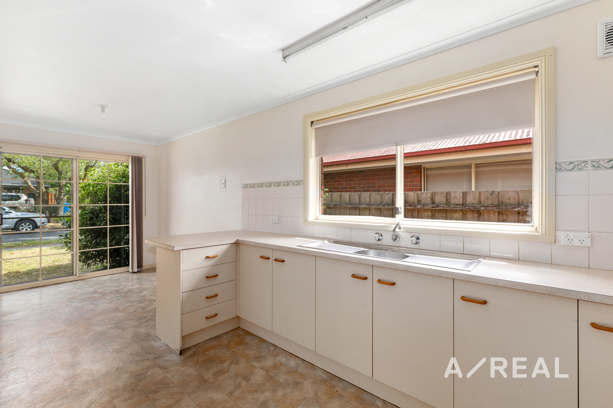 30 Mundaring Drive, Cranbourne VIC 3977 