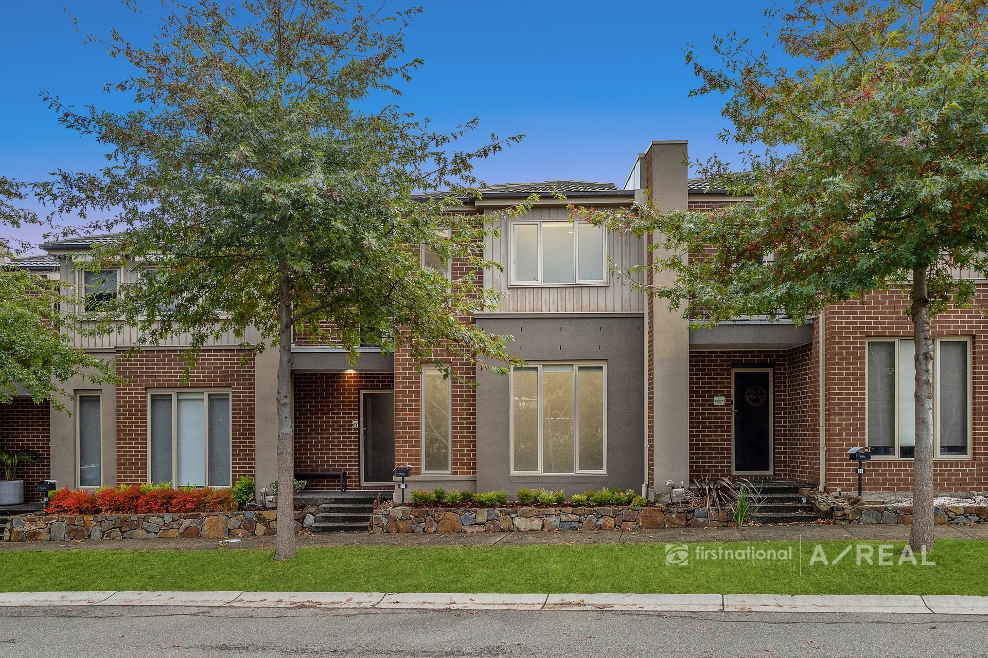 30 Palisades Boulevard, South Morang VIC 3752 