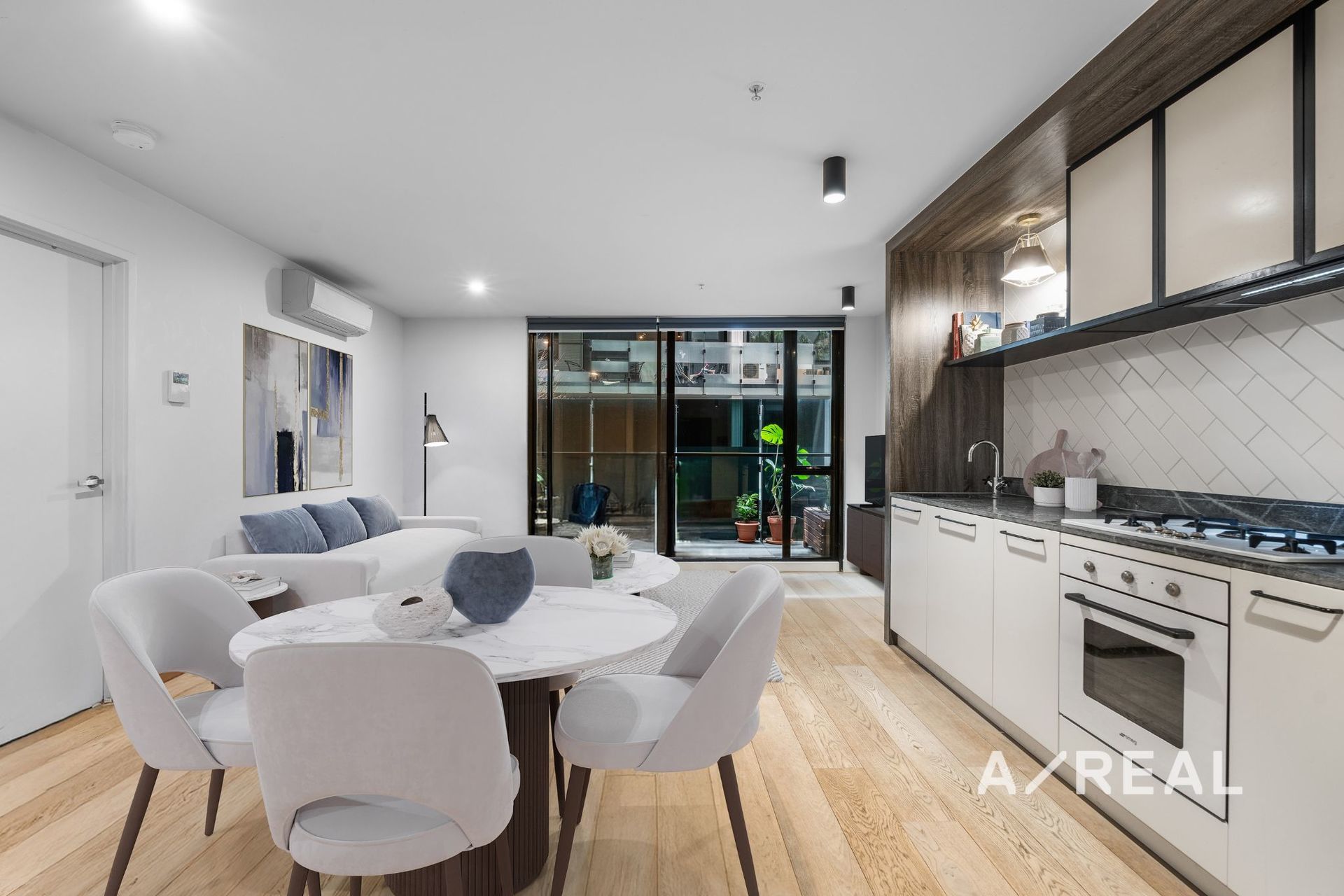 303/20 Shamrock Street, Abbotsford VIC 3067 