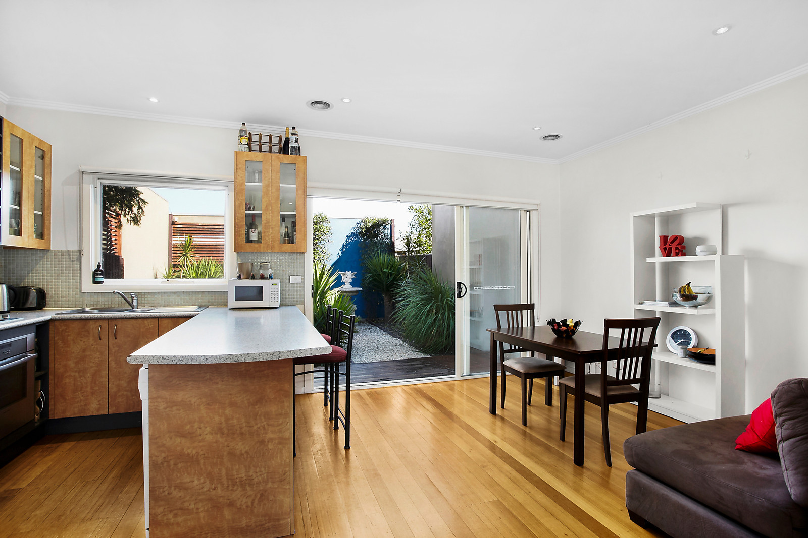 ascot vale single girls Single storey extension, ascot vale joncol’s single storey extension blends seamlessly with this charming period home, adding onto. ascot vale single girls Single storey extension, ascot vale joncol’s single storey extension blends seamlessly with this charming period home, adding onto.