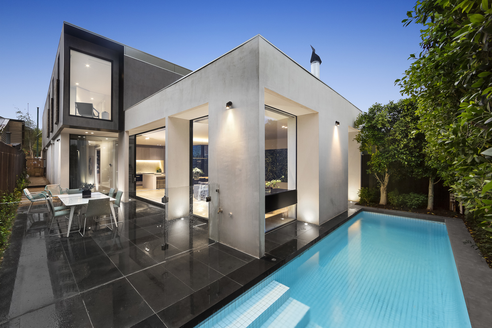 31 Mathoura Road, Toorak RT Edgar