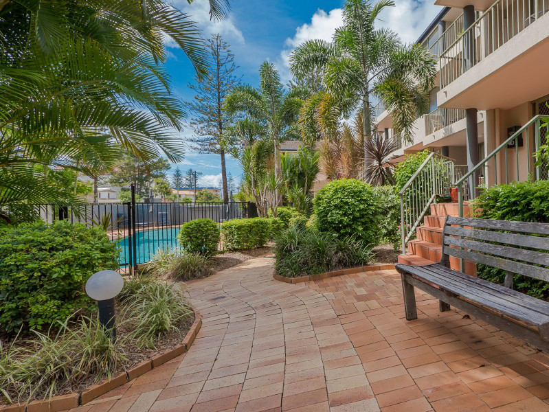 32-36 Montana Road MERMAID BEACH QLD 4218