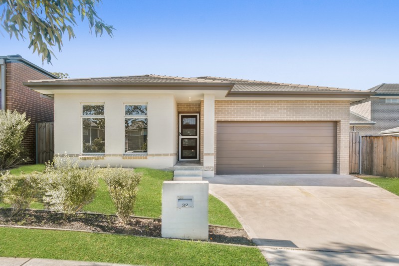 32 Carmargue Street, Beaumont Hills NSW 2155 
