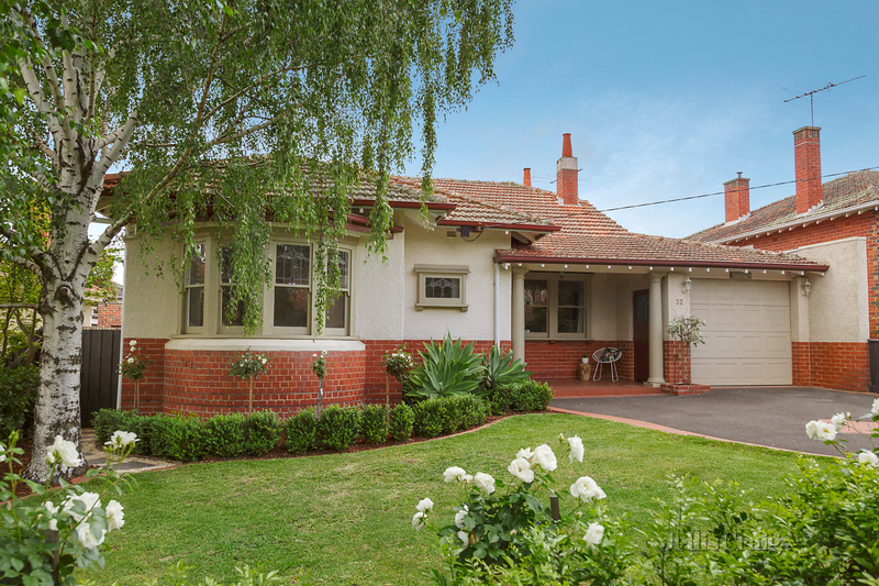 32 Lexia Street