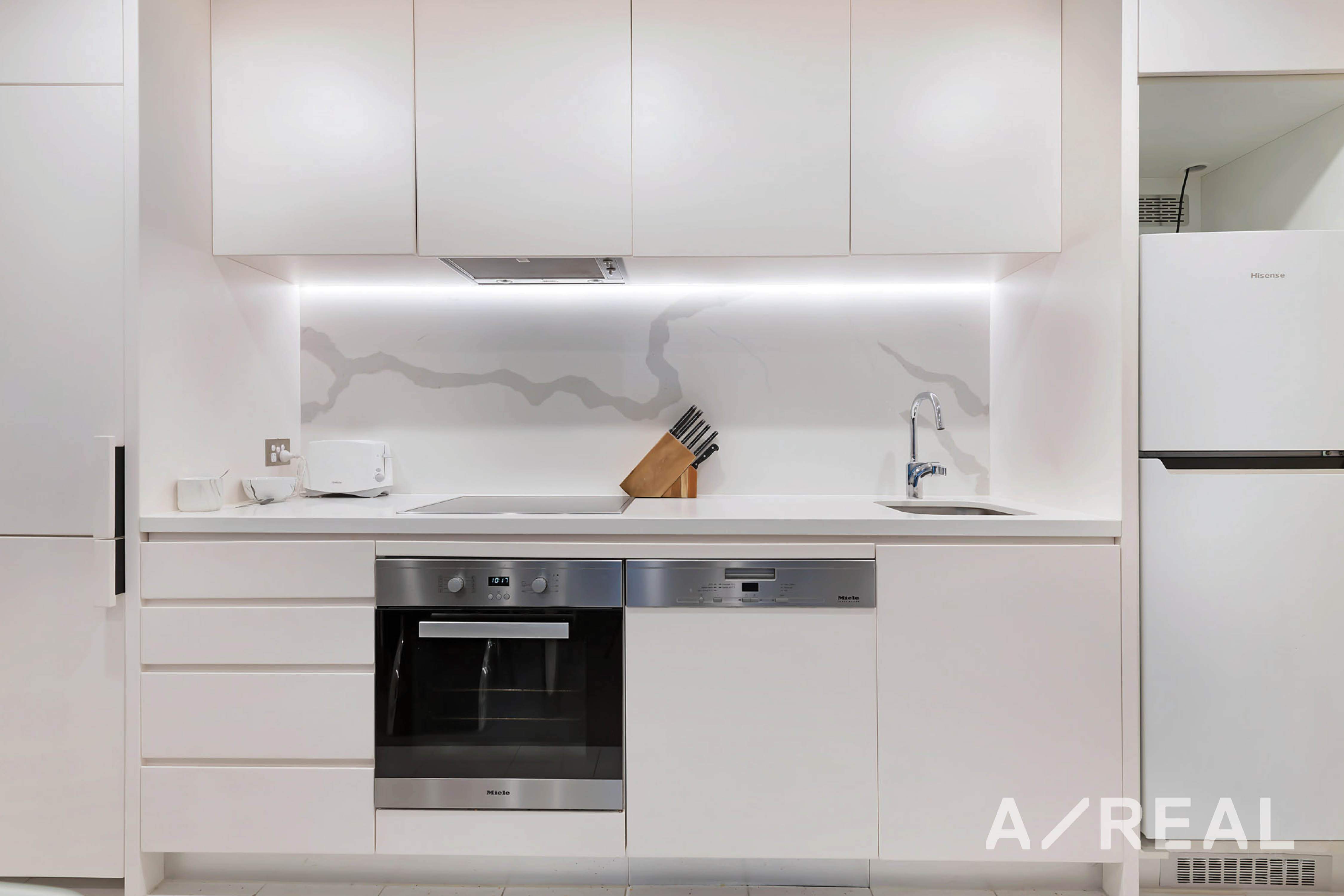 329/555 St Kilda Road, Melbourne VIC 3004 