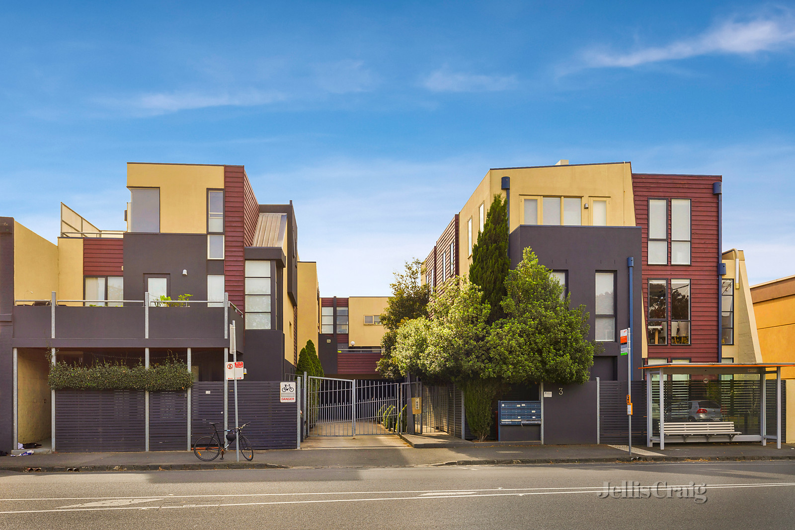 3/3 Miller Street, Fitzroy North
- Print Image 1