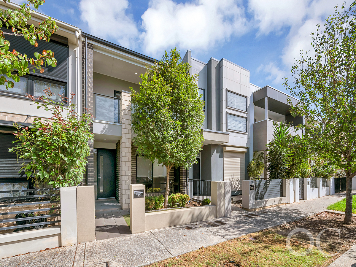 33 Tiara Street