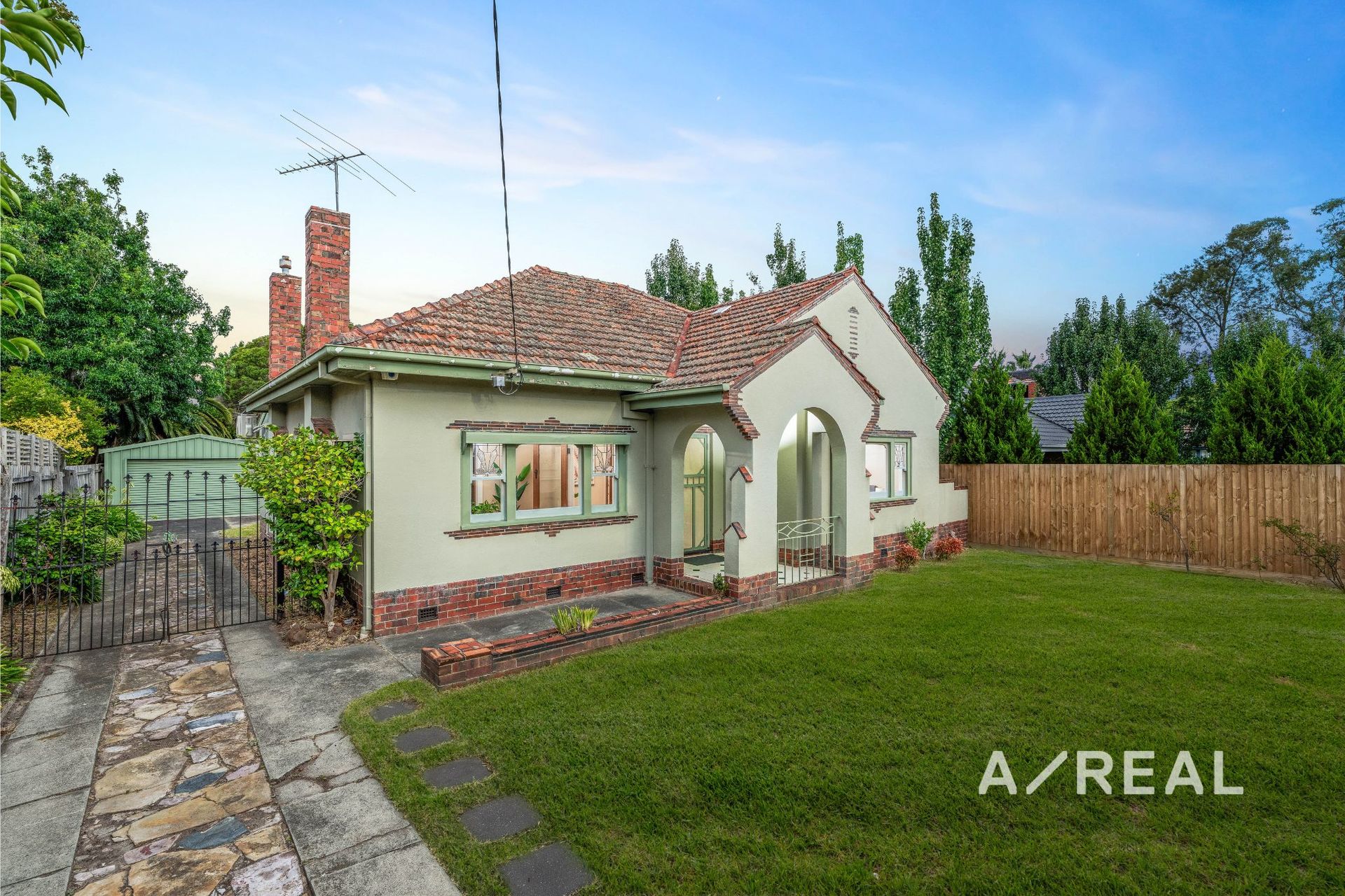 330 Jasper Road, Ormond VIC 3204 