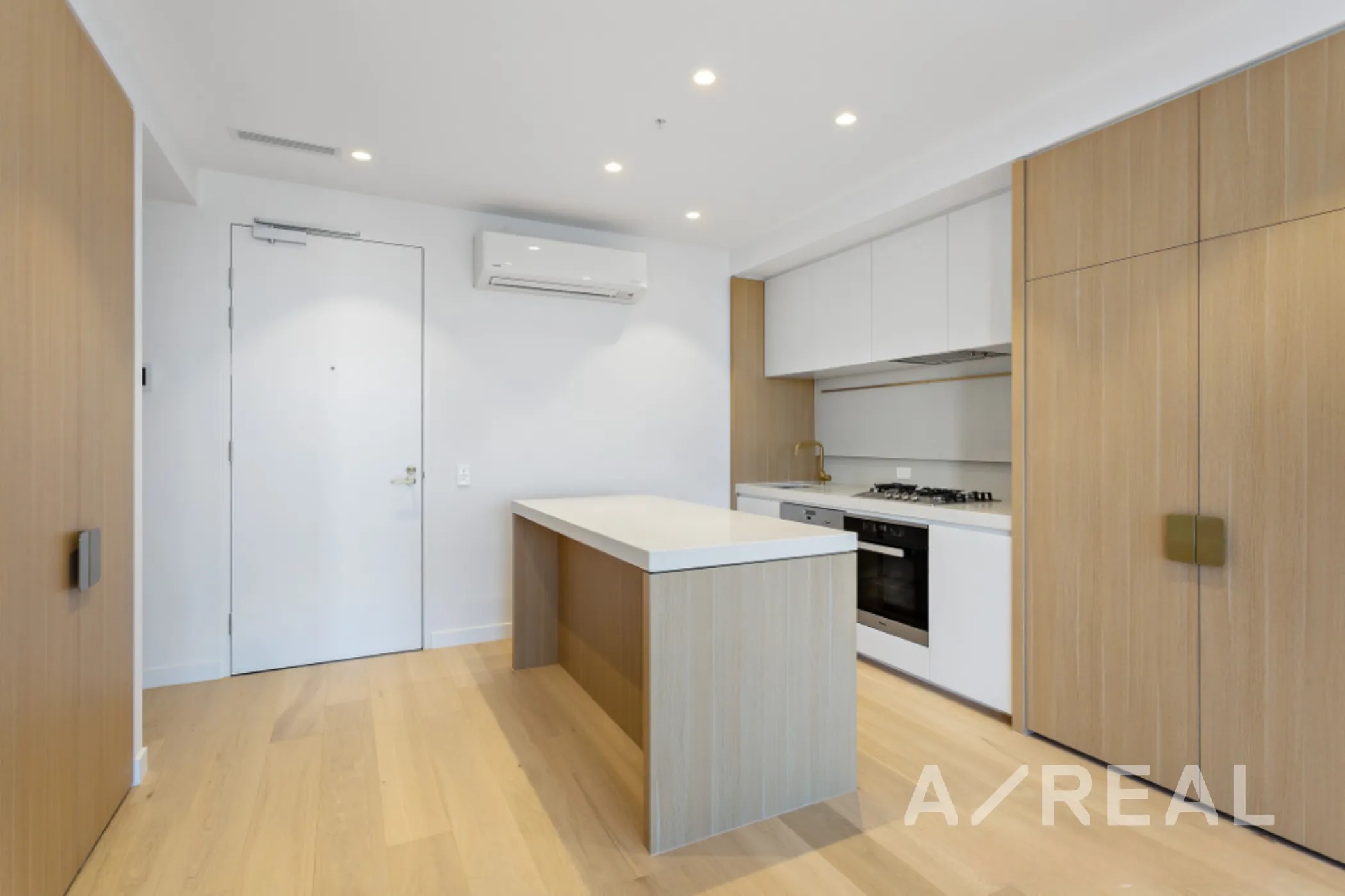 3306/545 Station Street, Box Hill, VIC 3128 
