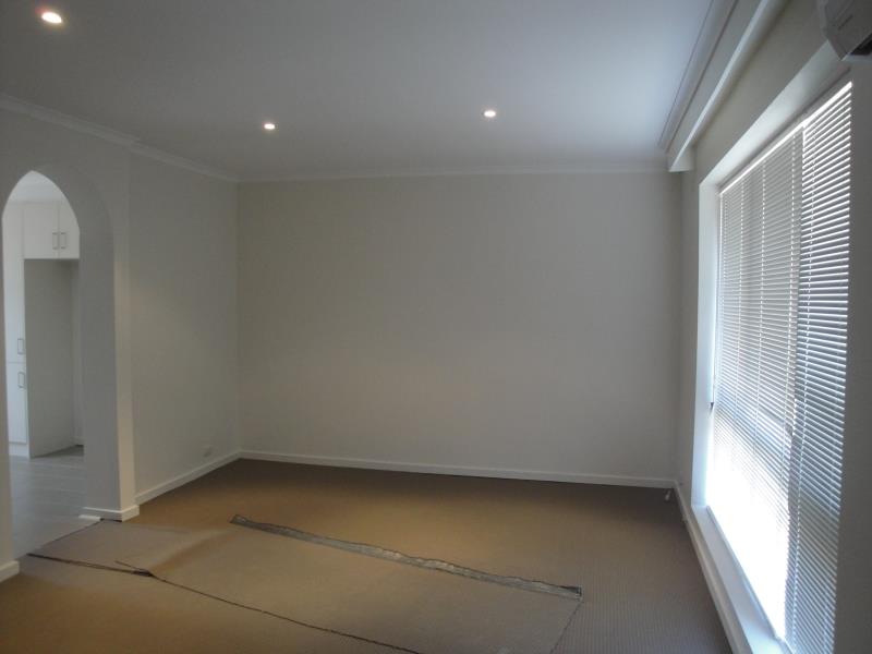 3/4 Ethel Street, Oak Park VIC 3046 