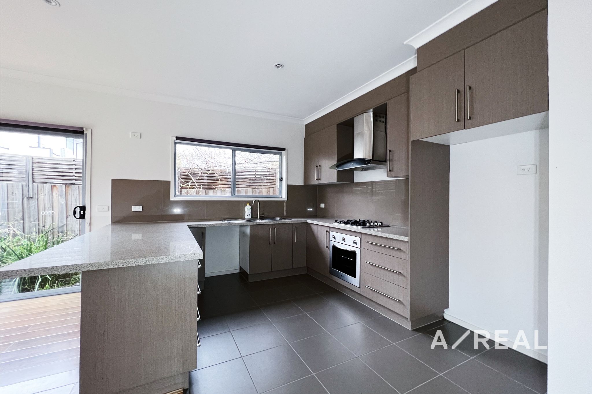 3/4 Howden Cres Braybrook VIC 3019 