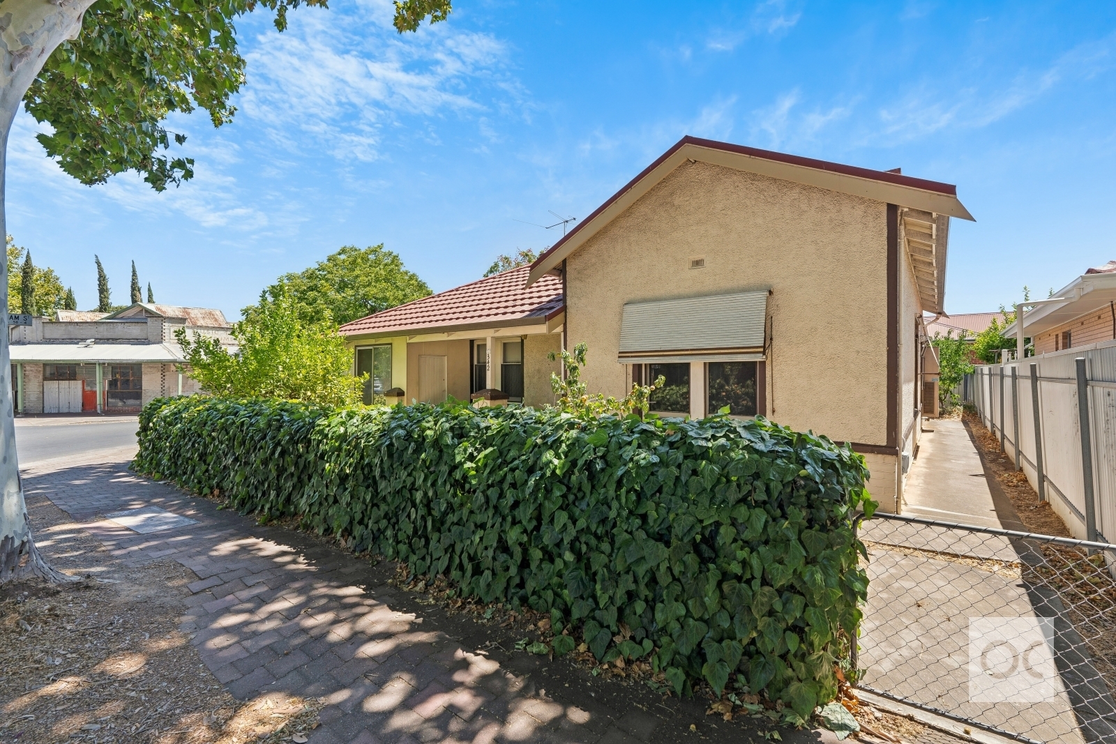 342 Cross Road