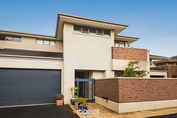3/53 Bay Road Sandringham